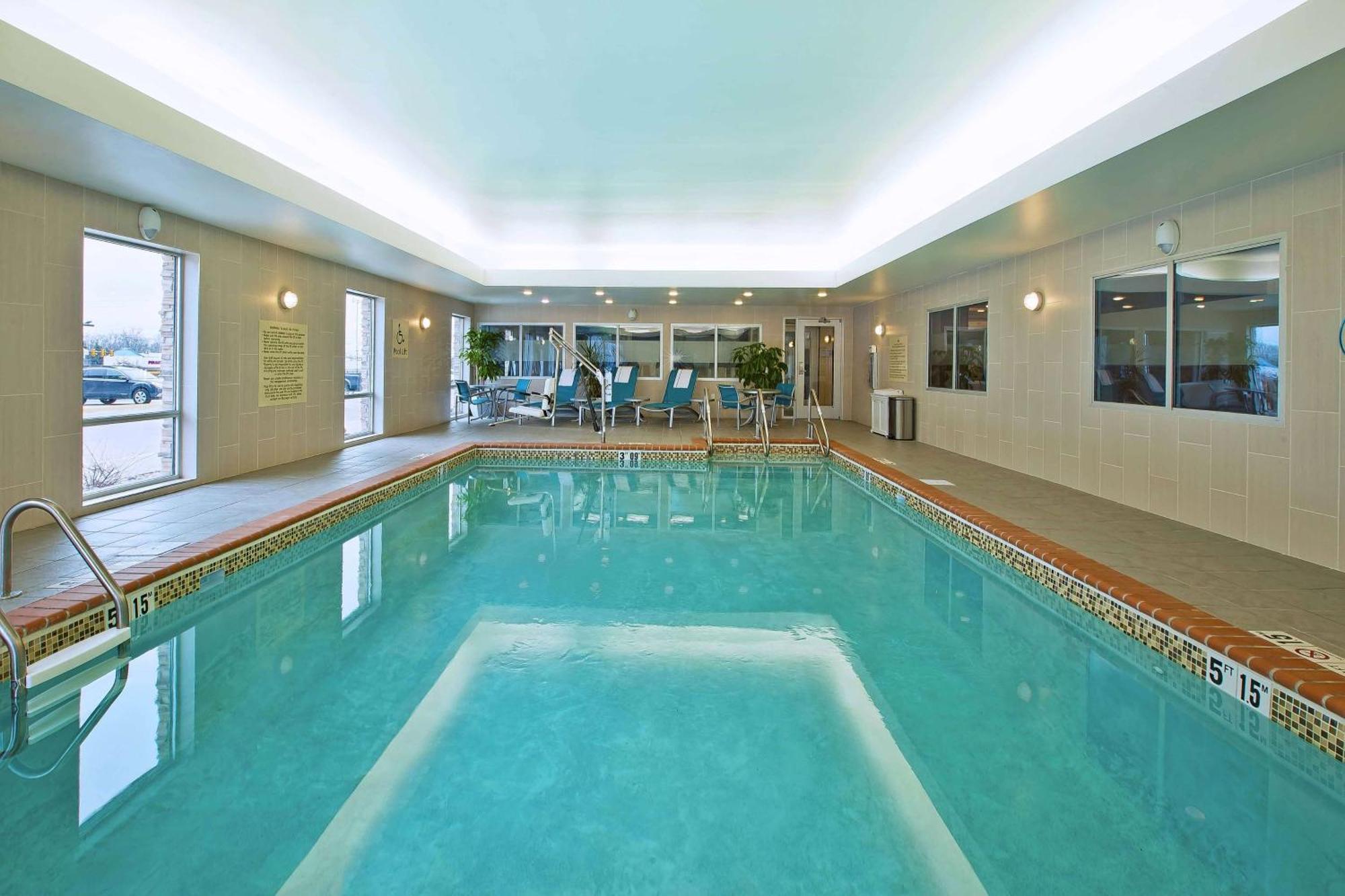 Hampton Inn By Hilton West Bloomfield Novi Фармінґтон-Гіллс Екстер'єр фото